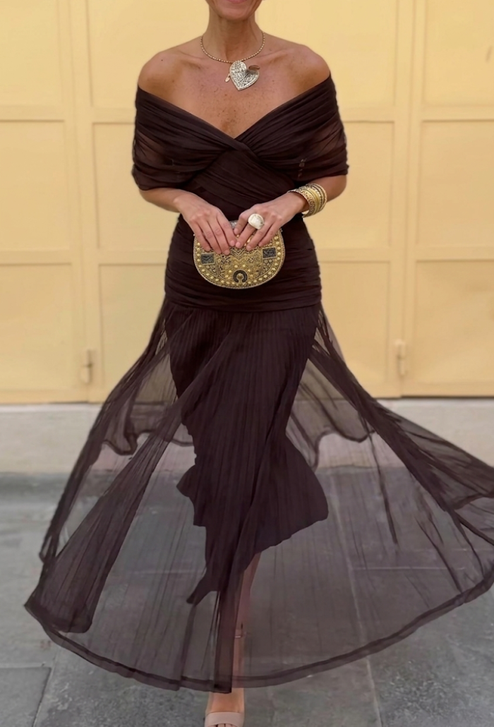 Luisa | Abito lungo elegante con scollo a V che valorizza la silhouette