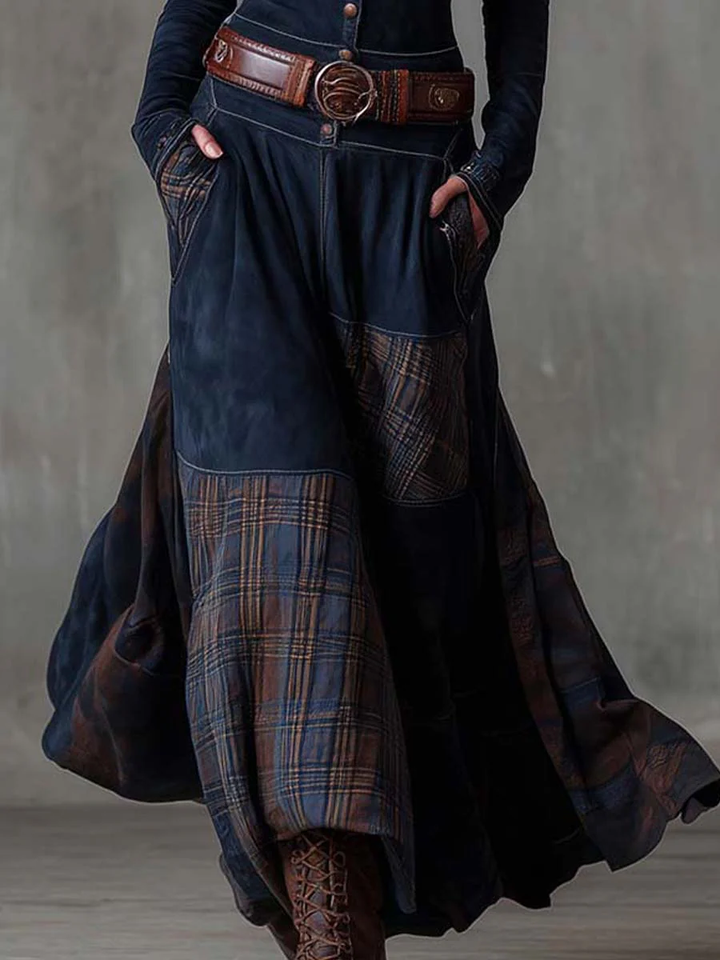 Martina ❘ Vestito lungo vintage in camoscio a quadri blu navy