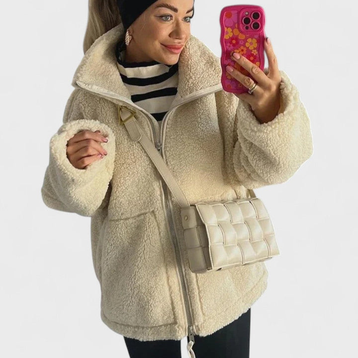 Kaja - Morbido cappotto di peluche